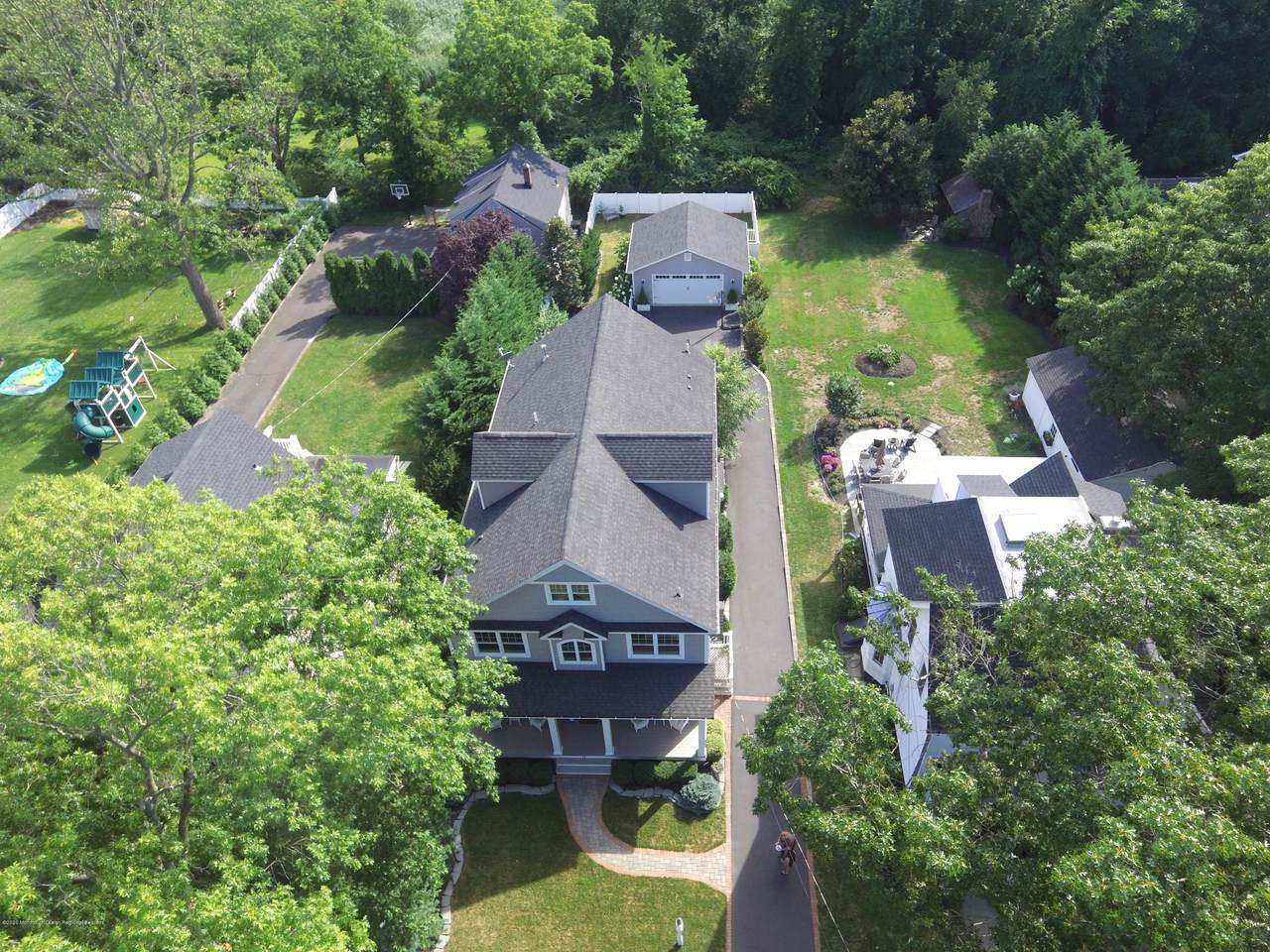 71 Morris Avenue - Photo 1