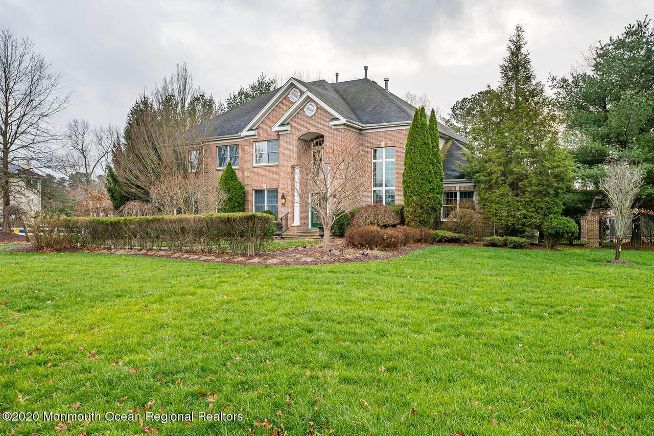 41 Mill Pond Road - Photo 1