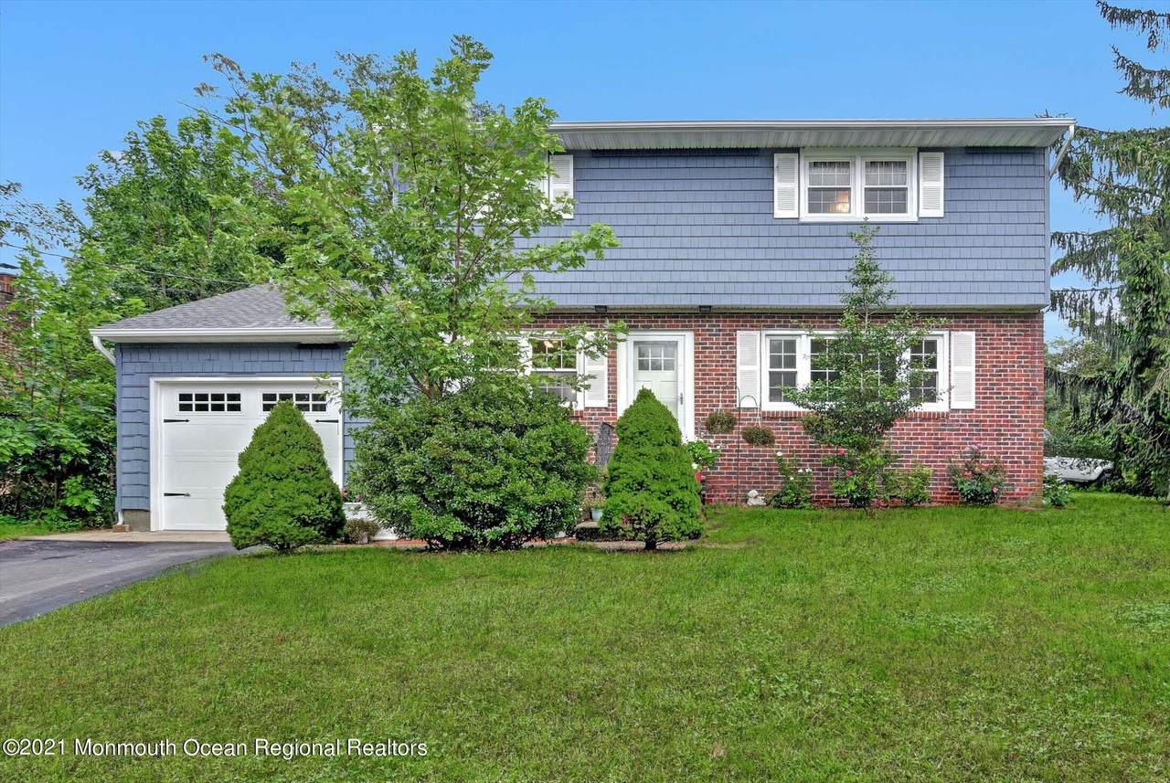 46 Oak Ridge Parkway - Photo 1