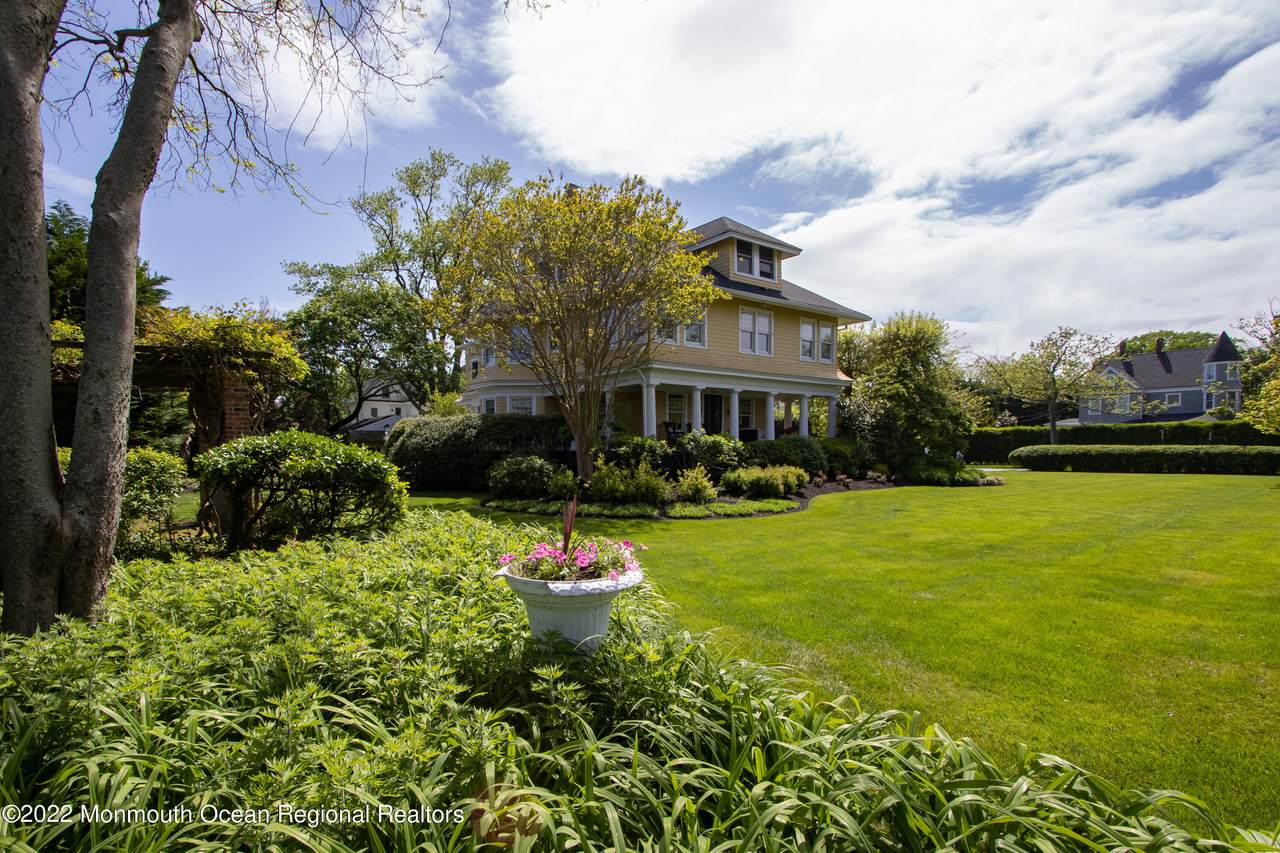 5 Rumson Road - Photo 1