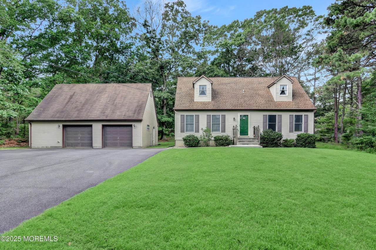 370 Cassville Road - Photo 1