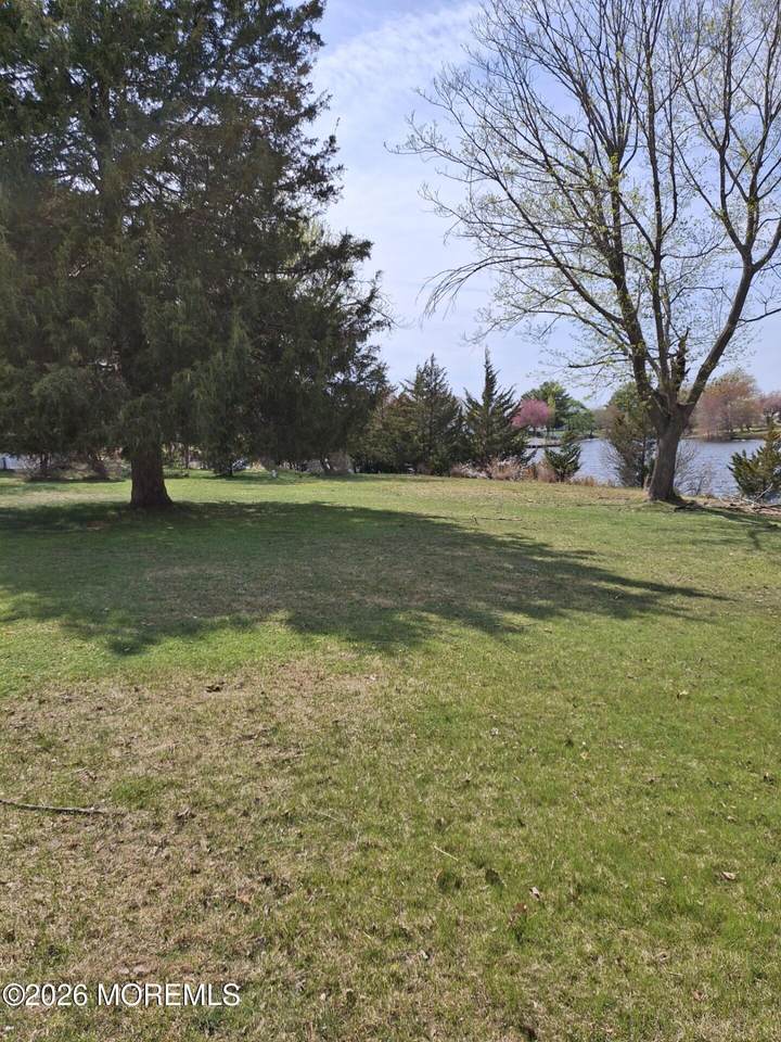https://bt-photos.global.ssl.fastly.net/monmouth/1280_boomver_4_22600136-2.jpg