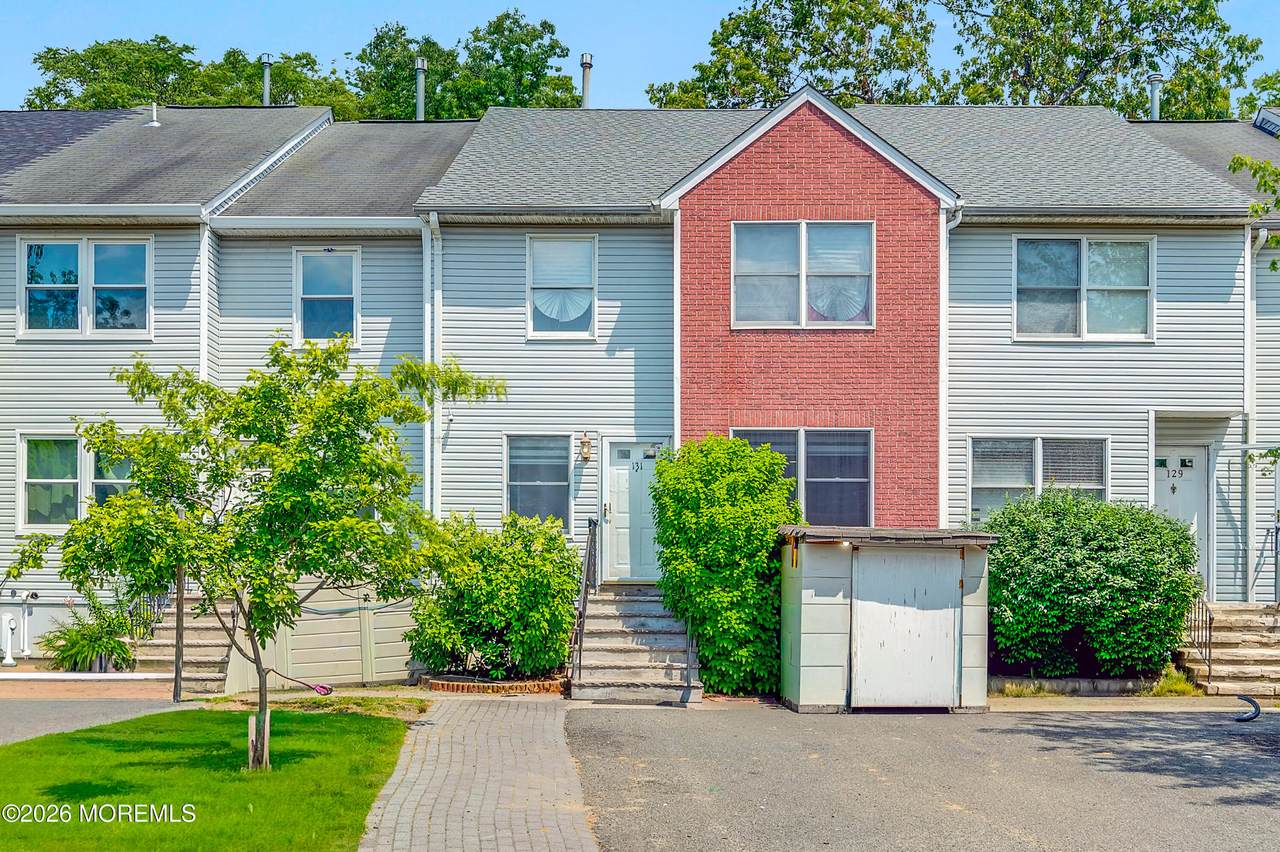 131 Forest Park Circle - Photo 1