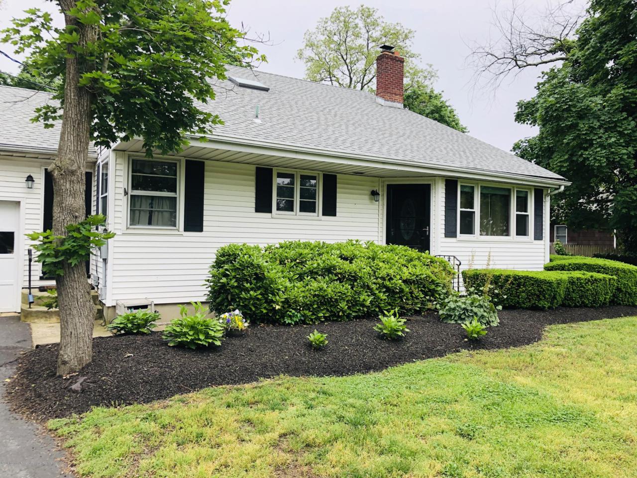 13 Sears Avenue - Photo 1