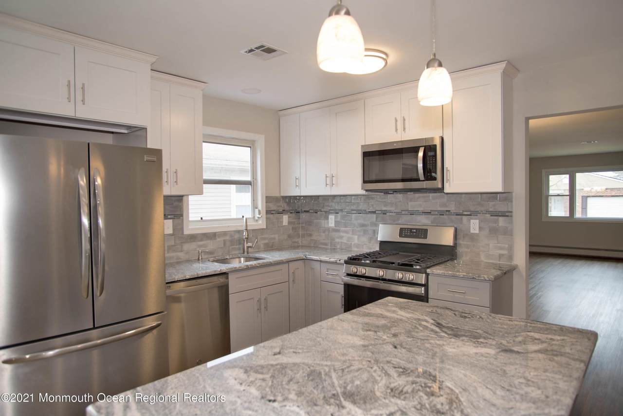 150 Orlando Boulevard - Photo 1