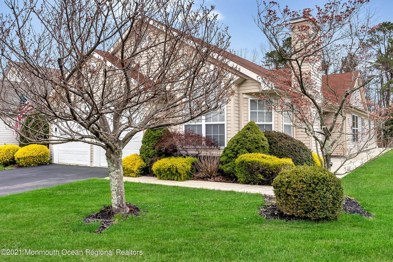 74 Rosewood Drive - Photo 1