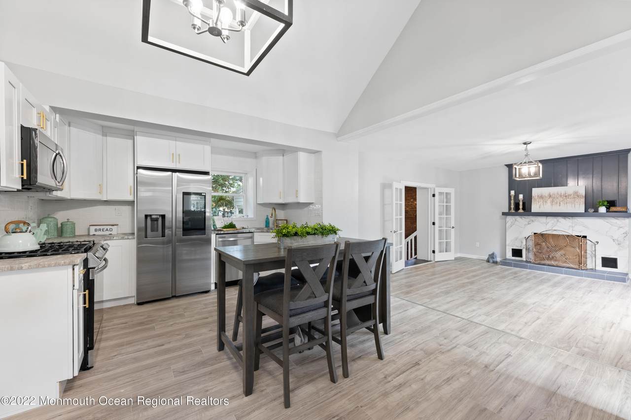 257 Matawan Avenue - Photo 1