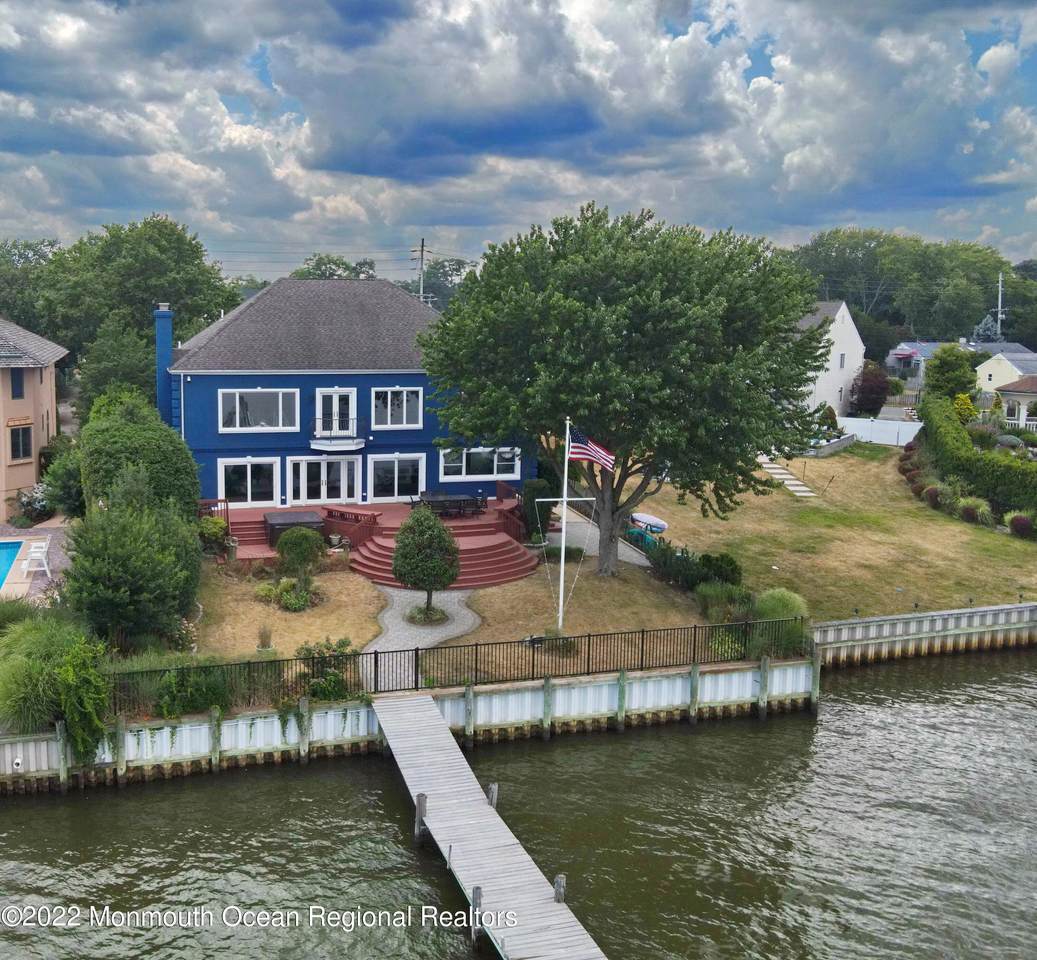 3727 River Road - Photo 1
