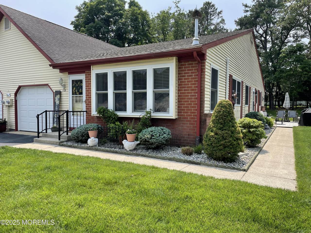 17B Drake Street - Photo 1