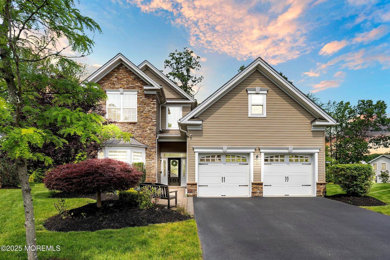 39 Northcrest Drive - Photo 1