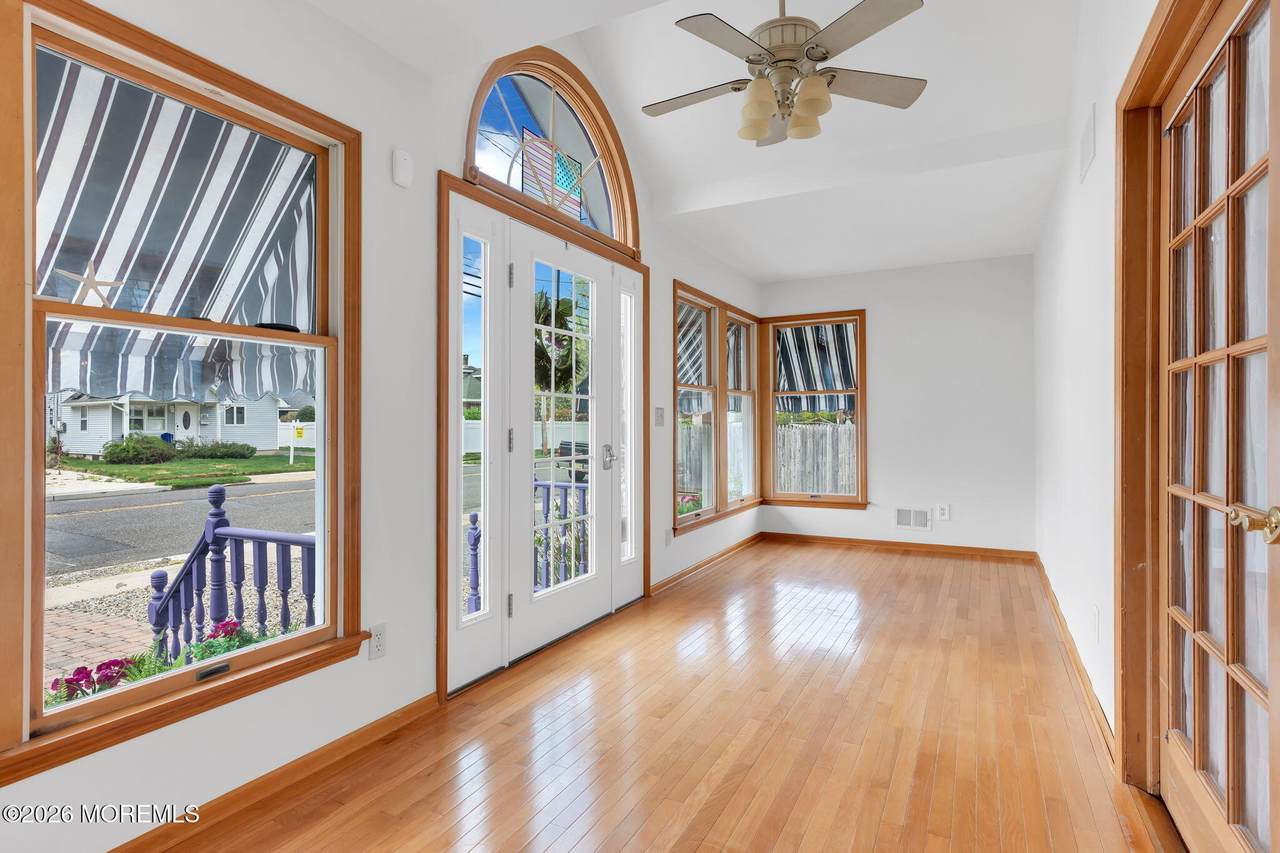 308 Baltimore Avenue - Photo 1