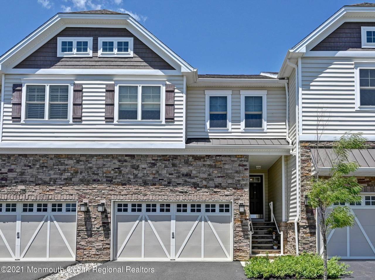 22 Malcolm Way - Photo 1