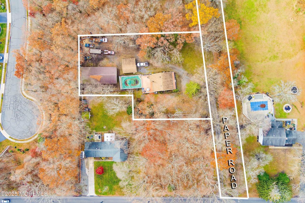 342 Colts Neck Road - Photo 1