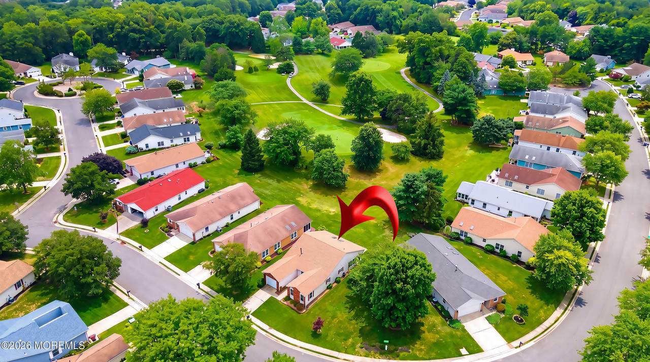 2175 Agincourt Road - Photo 1