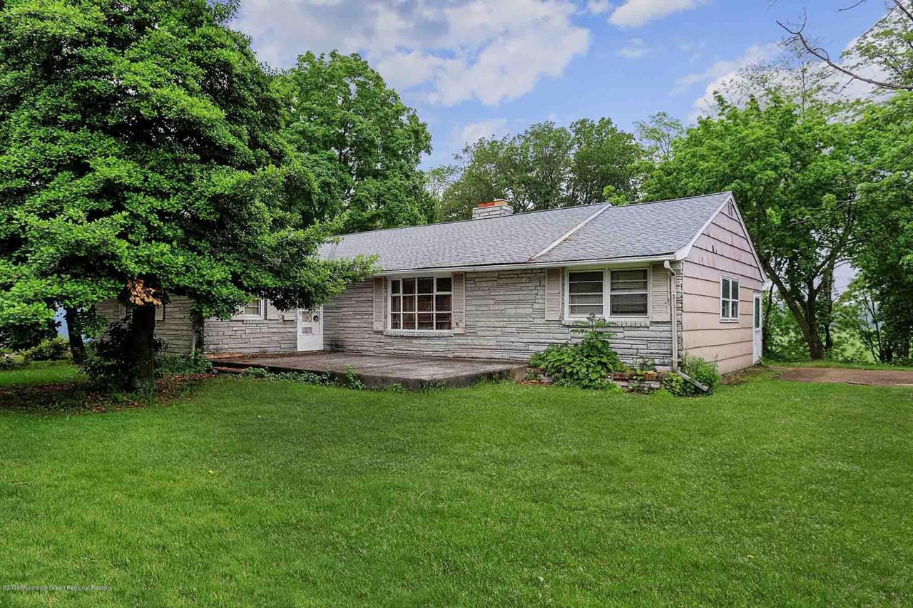 296 Washington Street - Photo 1