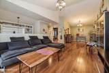 432 Hampton Court - Photo 18