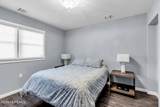 213 Hayes Court - Photo 16