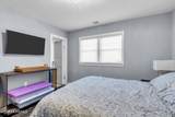 213 Hayes Court - Photo 17