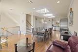 119 Dupont Avenue - Photo 14