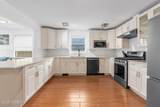 129 Franklin Avenue - Photo 4