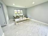 10 Old Queens Court - Photo 10