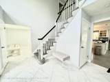 10 Old Queens Court - Photo 2