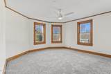 555 Cedar Avenue - Photo 21