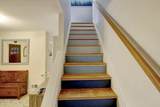 138 Rosewood Avenue - Photo 12