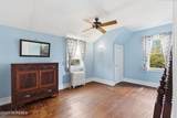 806 Riverview Drive - Photo 18