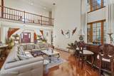 305 Woodview Court - Photo 12