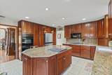 305 Woodview Court - Photo 17