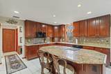 305 Woodview Court - Photo 18