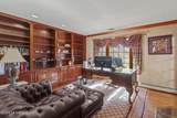 305 Woodview Court - Photo 32