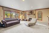 305 Woodview Court - Photo 33
