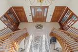 305 Woodview Court - Photo 40