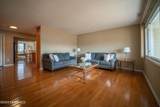 3124 Veeder Avenue - Photo 3
