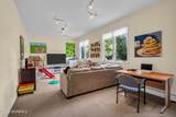 311 Park Avenue - Photo 19