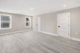 2024 Tenth Avenue - Photo 31