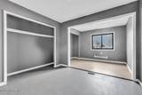 22 Pershing Lane - Photo 7