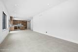 370 Wall Street - Photo 18