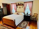214 Howe Street - Photo 12