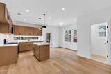 211 De Witt Avenue - Photo 5