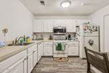 413 Yorkshire Place - Photo 13