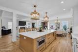 105 11th Avenue - Photo 17