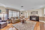 821B Balmoral Court - Photo 43
