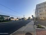 17 Broad Street - Photo 2