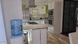 10 Russell Court - Photo 10