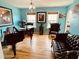 405 Lawrence Avenue - Photo 10