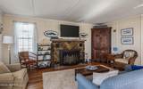 300 Bayview Avenue - Photo 11