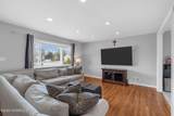 709 Hillview Drive - Photo 5
